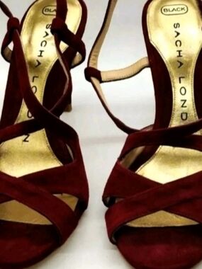Sacha London Hand Made Burgundy Suede Heels Sandals Euro 39 US 7 NEW
